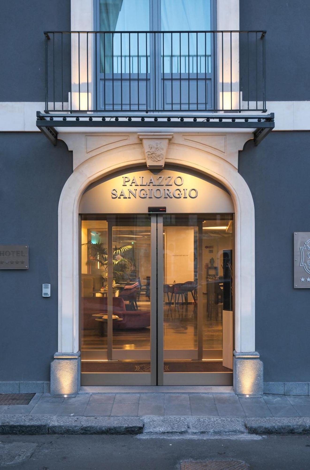 Hotel Palazzo Sangiorgio Catania Esterno foto