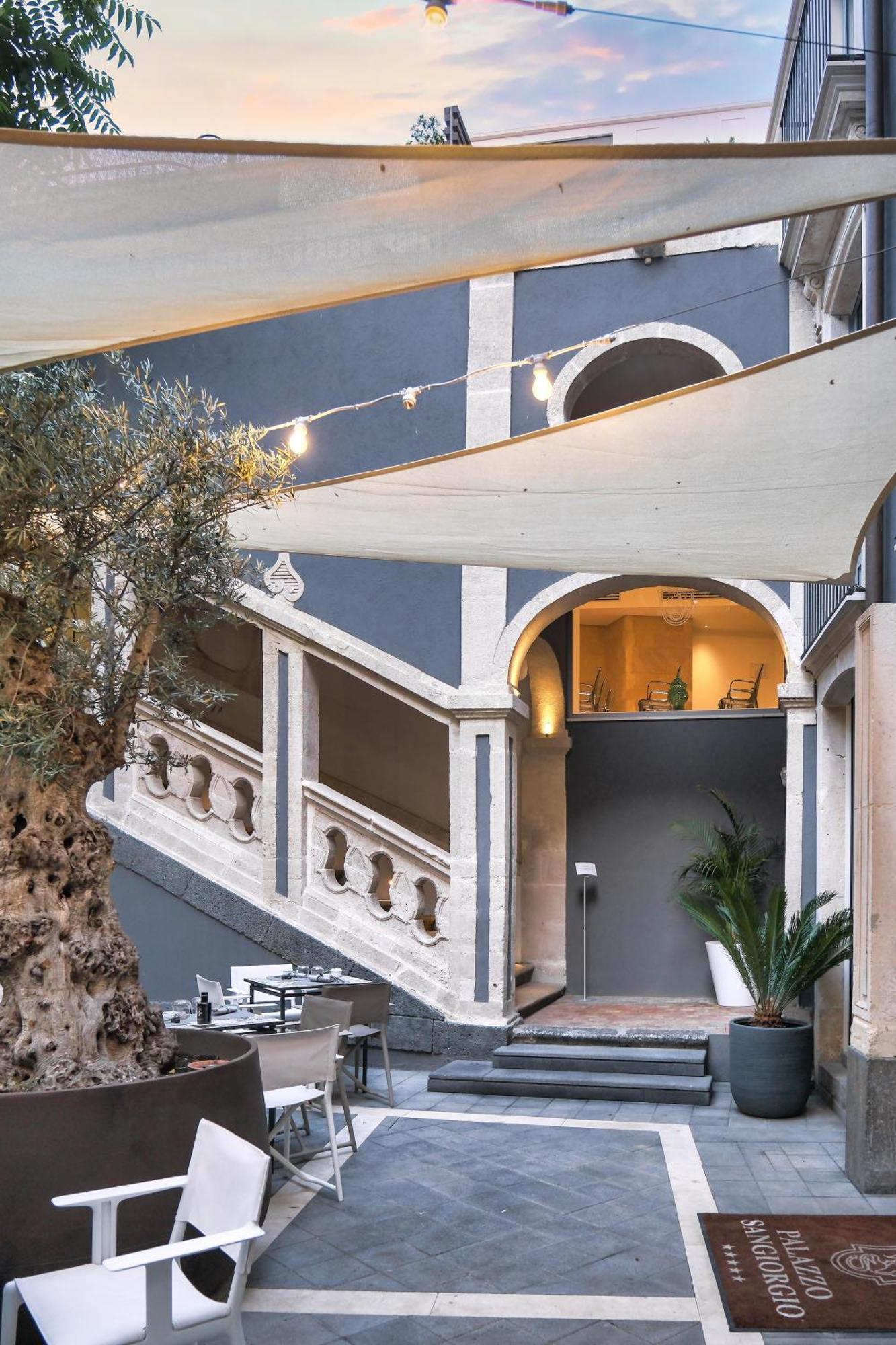 Hotel Palazzo Sangiorgio Catania Esterno foto